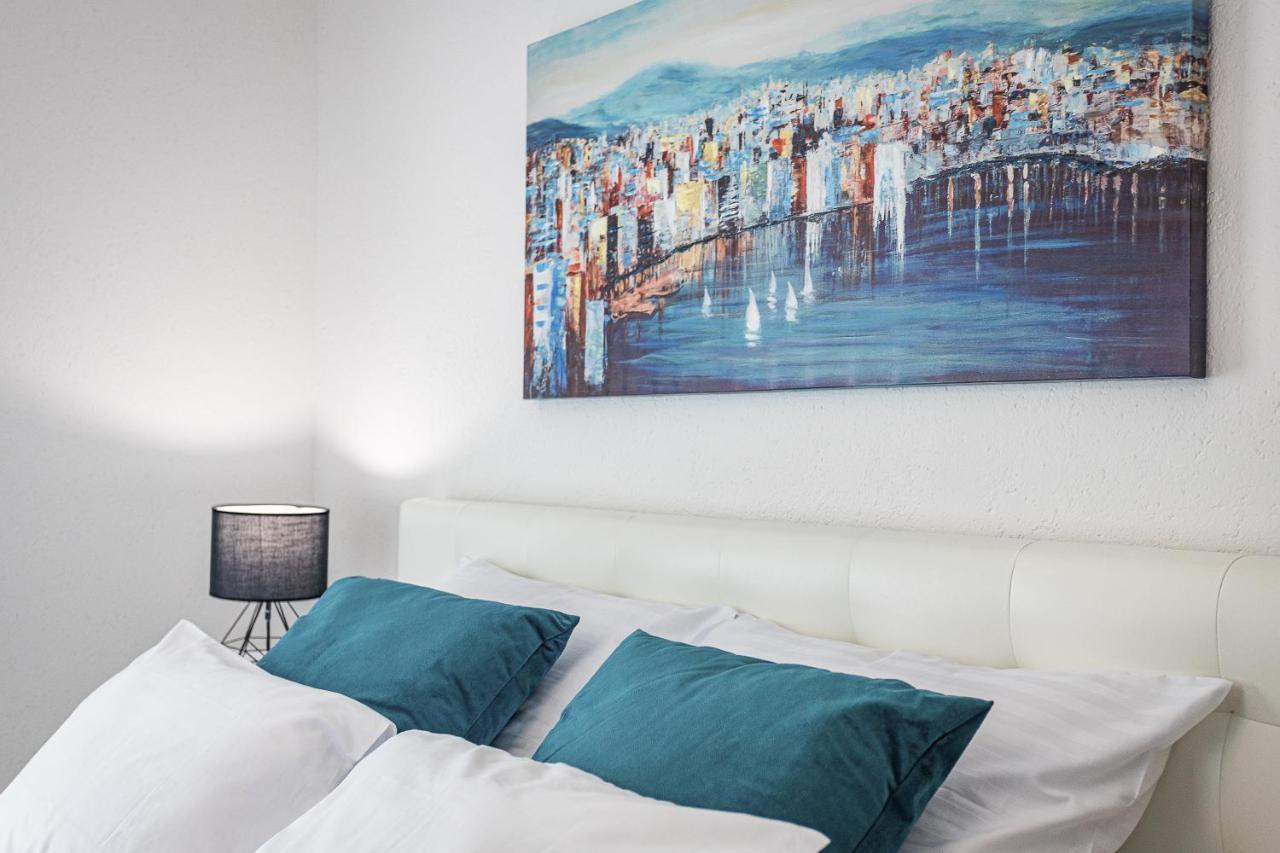 Luxury Apartments Gina โรวีน ภายนอก รูปภาพ
